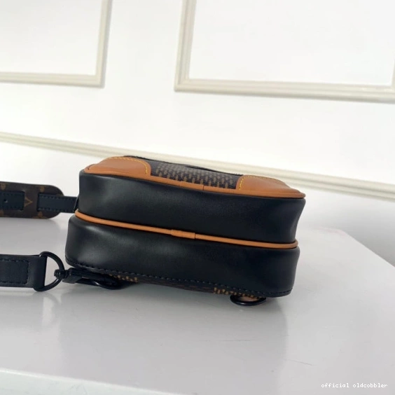Official oldcobbler VUITTON SLING LOUIS NIGO BAG AMAZONE 0708